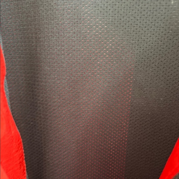 Guess Red Raincoat with Full Zip and Stand Up Collar - Picture 12 of 12